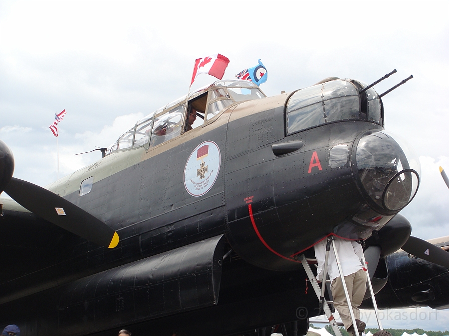 Willow Run Airshow [2009 July 18] 058.JPG - Scenes from the Thunder Over Michigan Air Show at Willow Run Airport